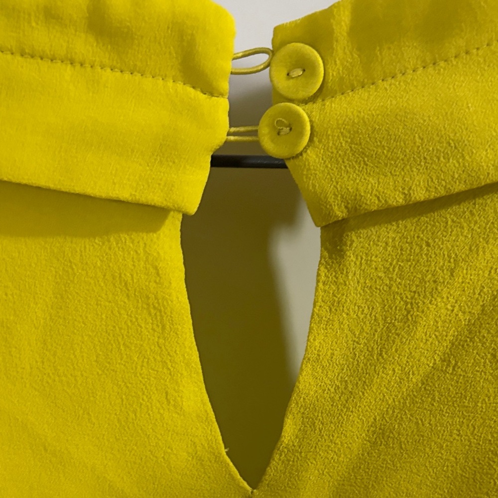 Elegant Yellow Blouse for Women - Picture 6 of 7